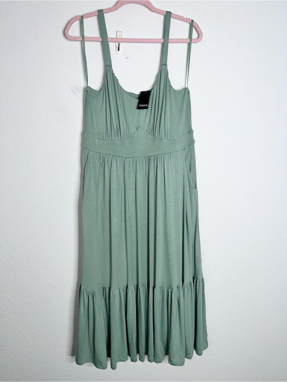 Torrid Tiered Maxi Dress Women’s 1X 14 16 Green Soft Comfy  B27 - Picture 3 of 8